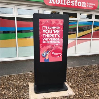 Display per segnaletica digitale all'aperto